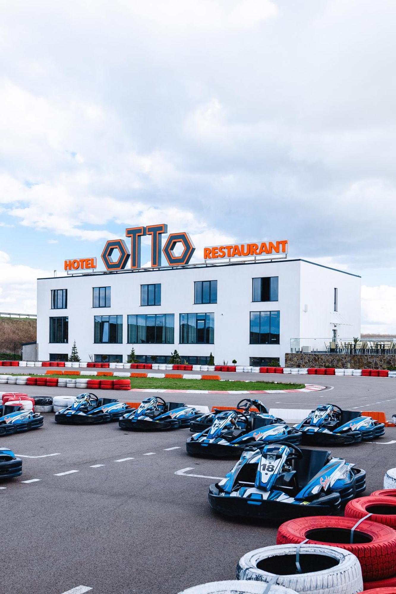 Otto Hotel-Restaurant Rivne Kültér fotó